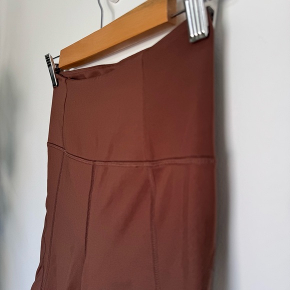 Girlfriend Collective High Rise Bike Shorts - Picture 4 of 8